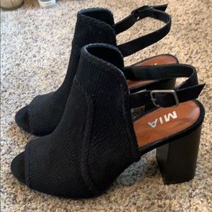 MIA Oaks Open Toe Bootie Sz 9.5